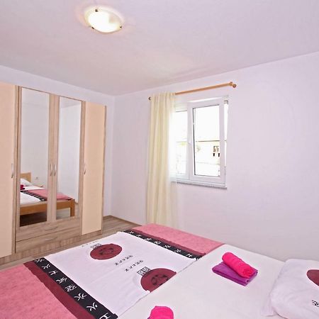 Apartmani Bradaric Pula Eksteriør billede