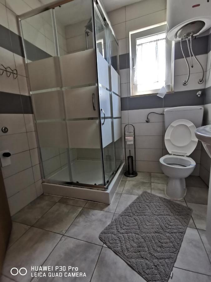 Apartmani Bradaric Pula Eksteriør billede